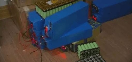 共享电瓶盗窃成风 塑料薄膜竟是“神助攻”